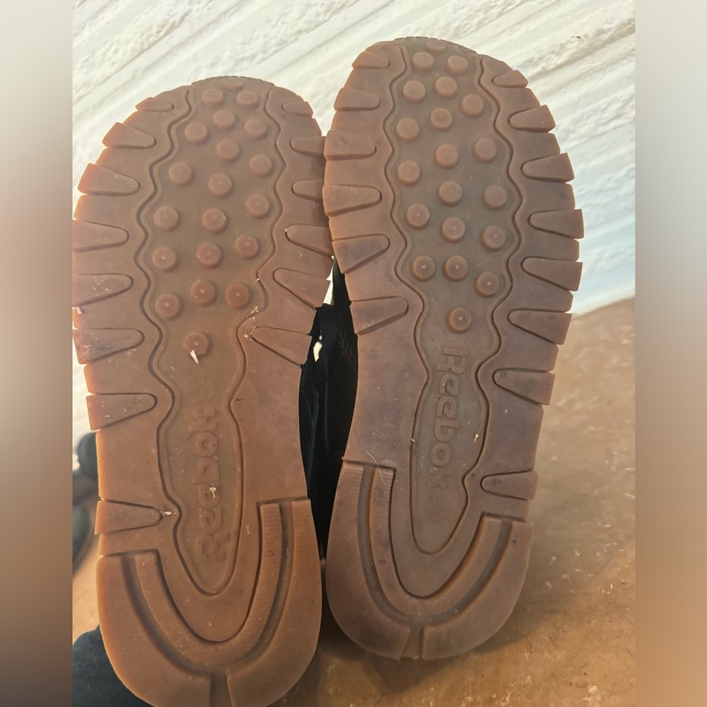 Reebok classic black leather sneakers - Picture 3 of 12